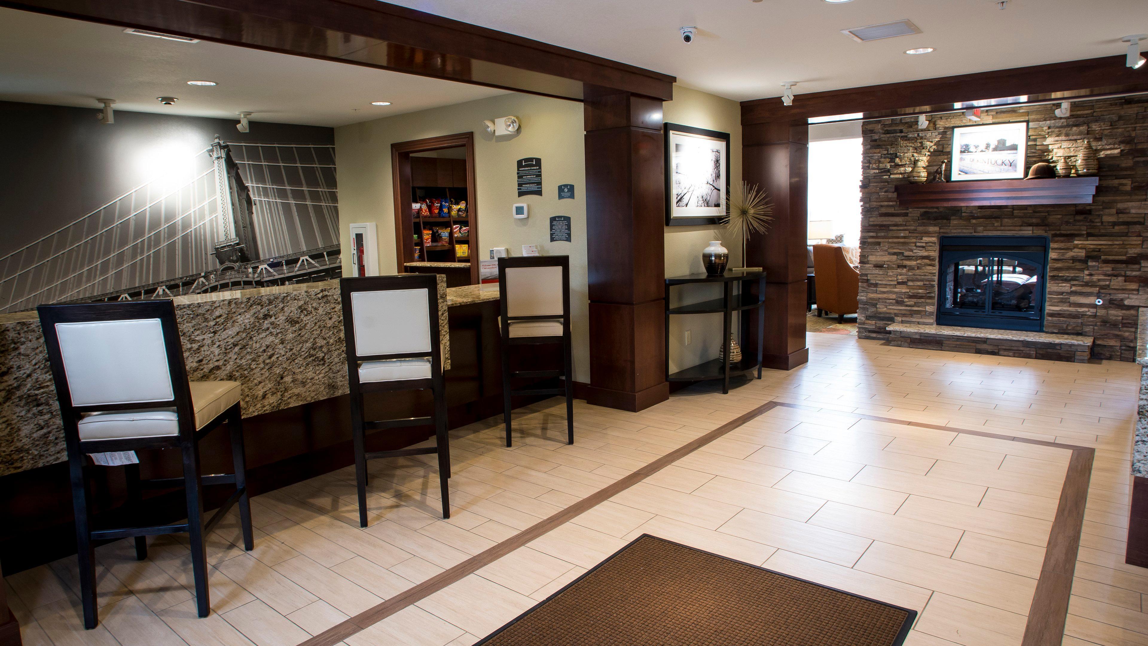 Staybridge Suites Lexington By Ihg Екстериор снимка