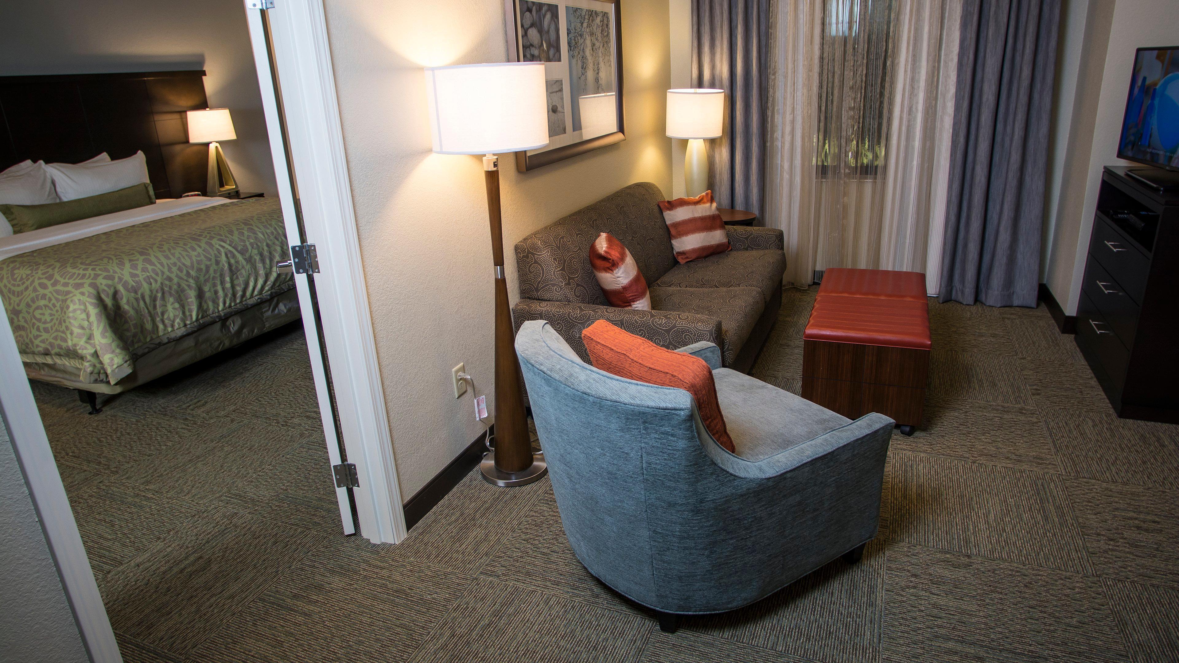 Staybridge Suites Lexington By Ihg Екстериор снимка